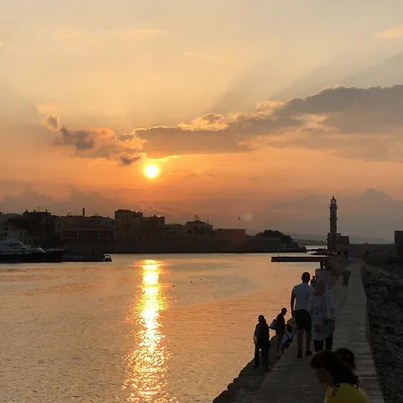 Myrtia Few Steps From The Sea شقة خانيا