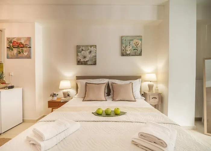 Myrtia Few Steps From The Sea Chania (Crete)