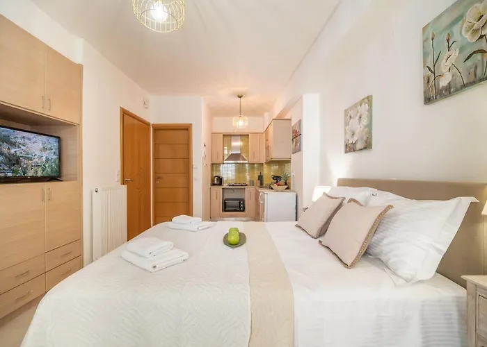 Myrtia Few Steps From The Sea *