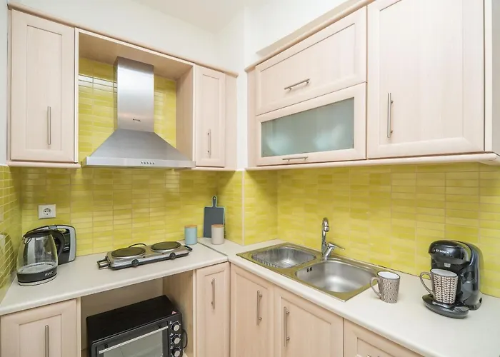 Myrtia Few Steps From The Sea * Chania (Crete)